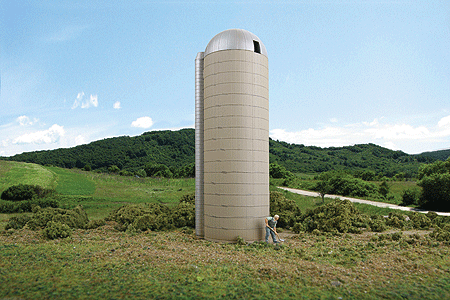 Concrete-Style Silo