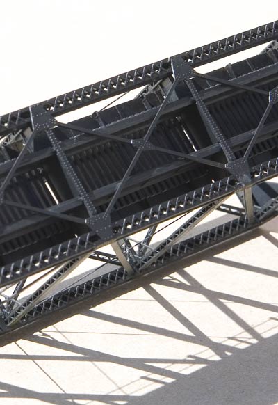 Central Valley N Scale 150' Truss Walkway & Railing Kit