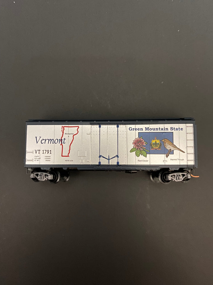 Micro-Trains N State Cars